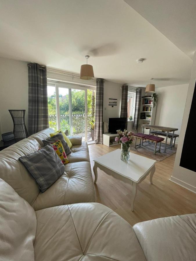 Pass The Keys Lovely 2Bedroom Flat With Balcony 爱丁堡 外观 照片