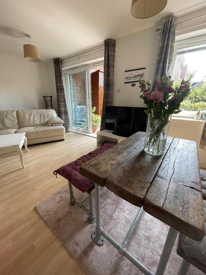 Pass The Keys Lovely 2Bedroom Flat With Balcony 爱丁堡 外观 照片